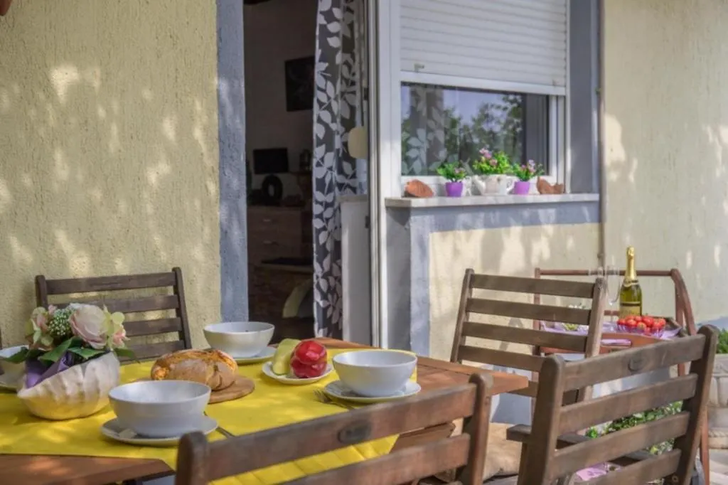 Apartment In Crikvenica With Sea View, Terrace, Air Conditioning, Wifi 4628-4